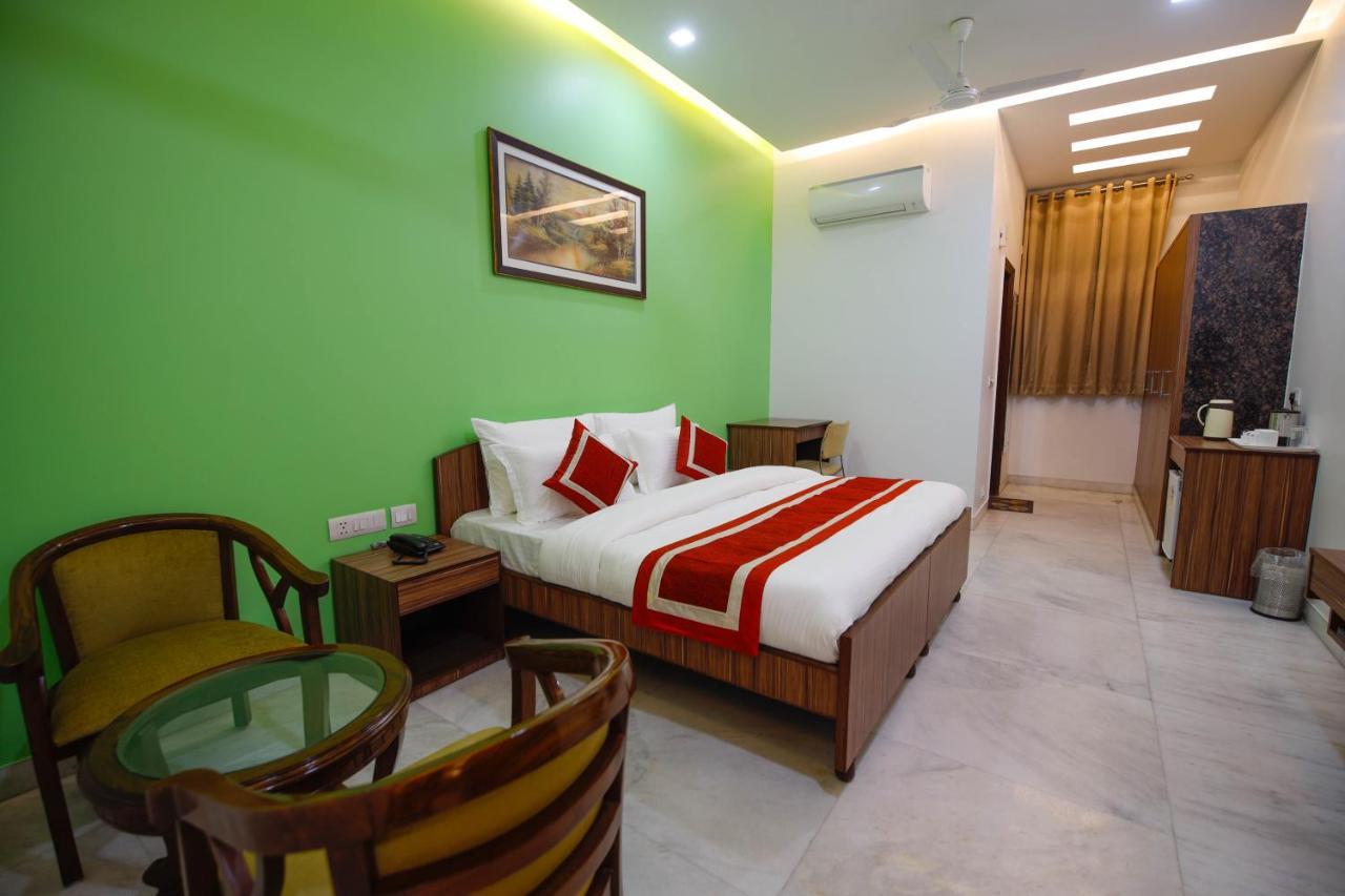 Peepal Tree Residency Bed and Breakfast New Delhi Eksteriør billede